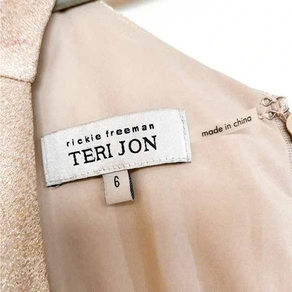 Teri Jon by Rickie Freeman gold metallic gown 3/4 long sleeve formal dress - Picture 6 of 8